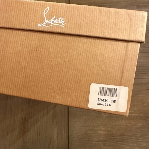 Christian Louboutin GOOD CONDITION
Iriza Leather Red Sole Pumps - Picture 4 of 14